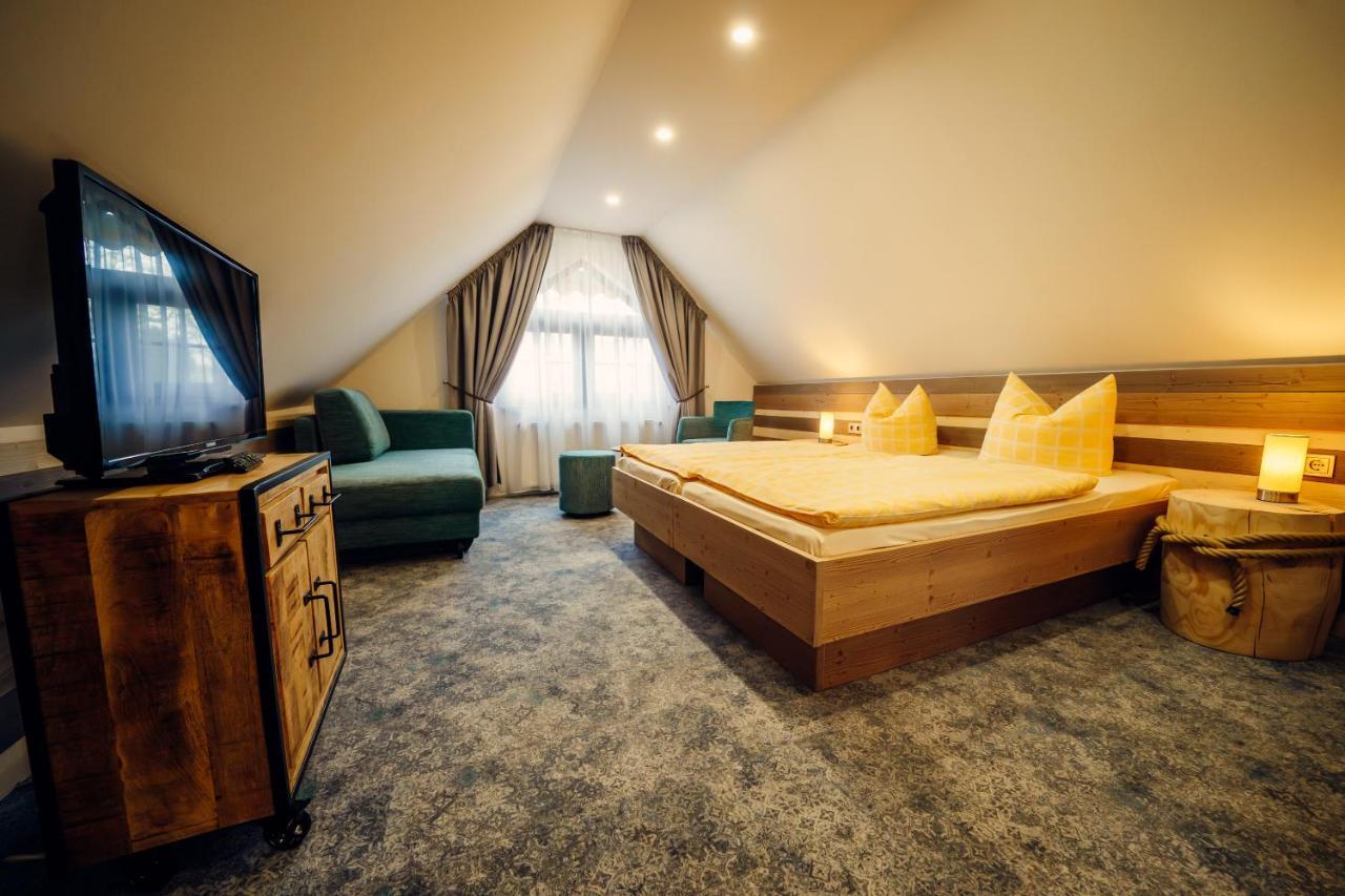 Hotel-Pension Hafemann Зенфтенберг Екстериор снимка