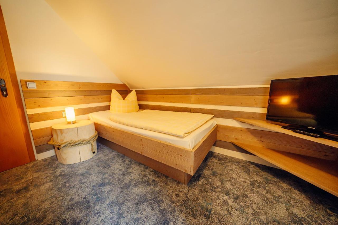 Hotel-Pension Hafemann Зенфтенберг Екстериор снимка
